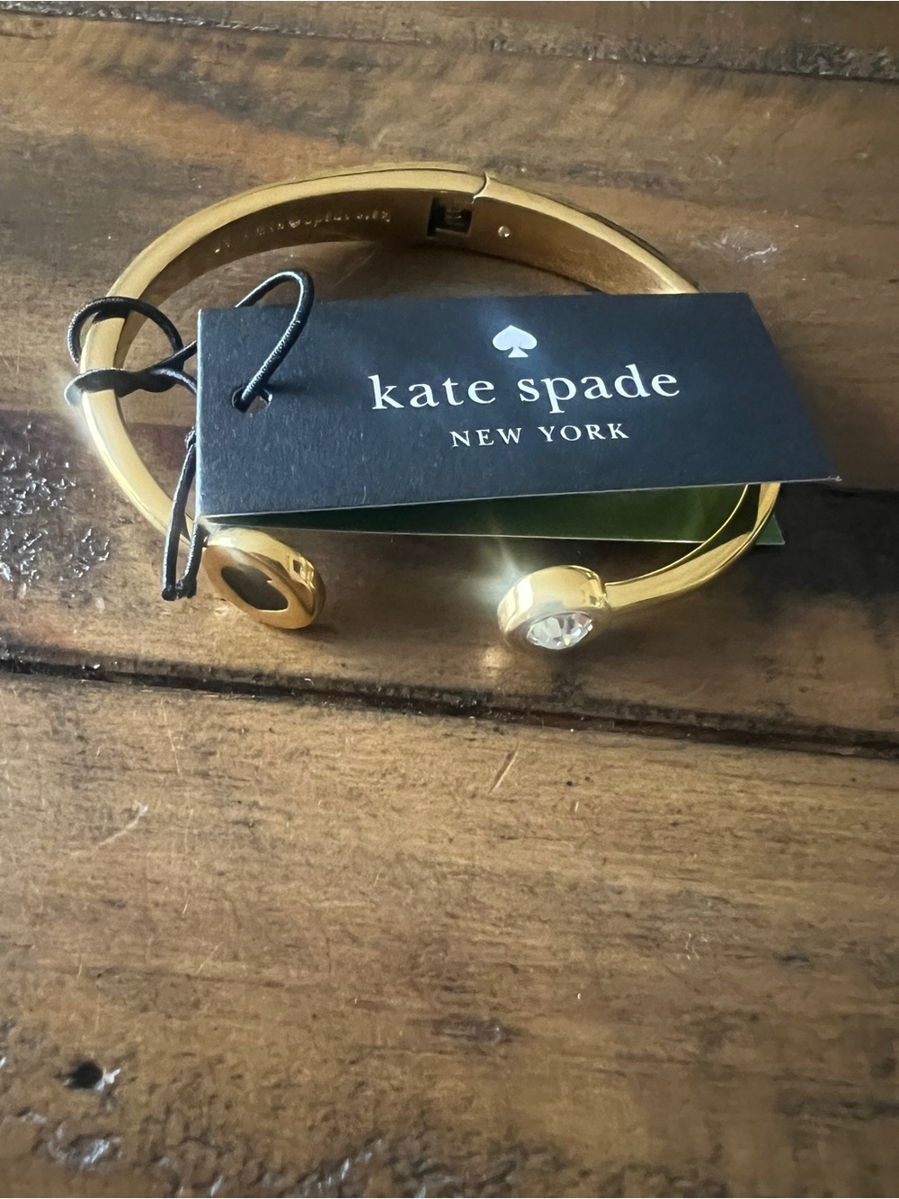 Brand New, Kate Spade, Spot The Spade Open Hinge Bangle
